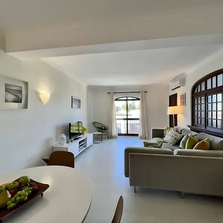 Cozy 2 Bedroom W Pool In Vilamoura By Lovelystay Apartment