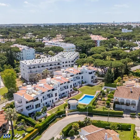Cozy 2 Bedroom W Pool In Vilamoura By Lovelystay Quarteira