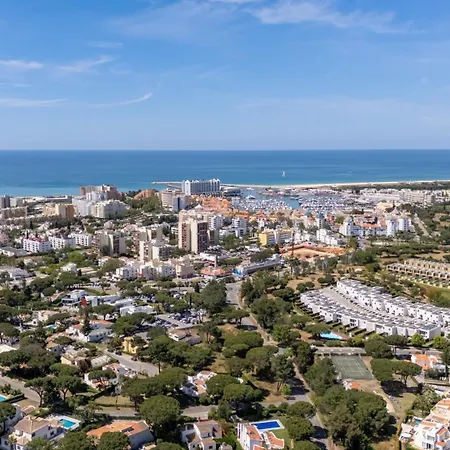 Apartamento Cozy 2 Bedroom W Pool In Vilamoura By Lovelystay