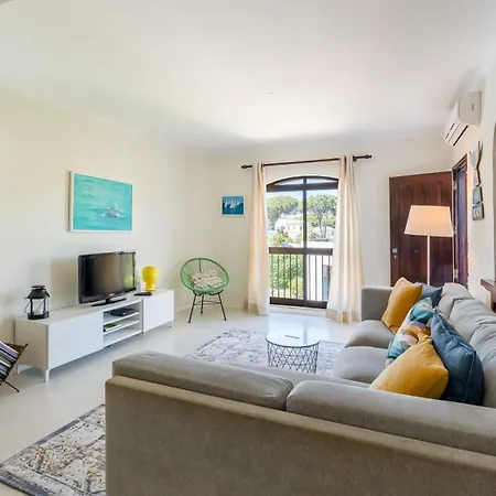 Cozy 2 Bedroom W Pool In Vilamoura By Lovelystay Apartamento